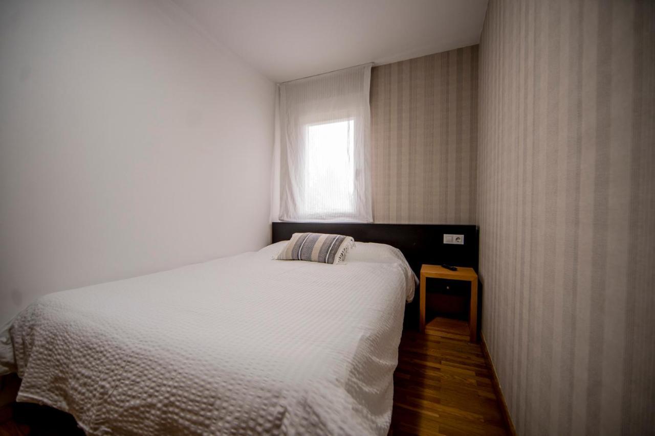Noja Rooms O Pedrouzo Bagian luar foto