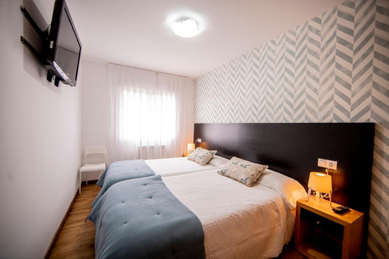 Noja Rooms O Pedrouzo Bagian luar foto