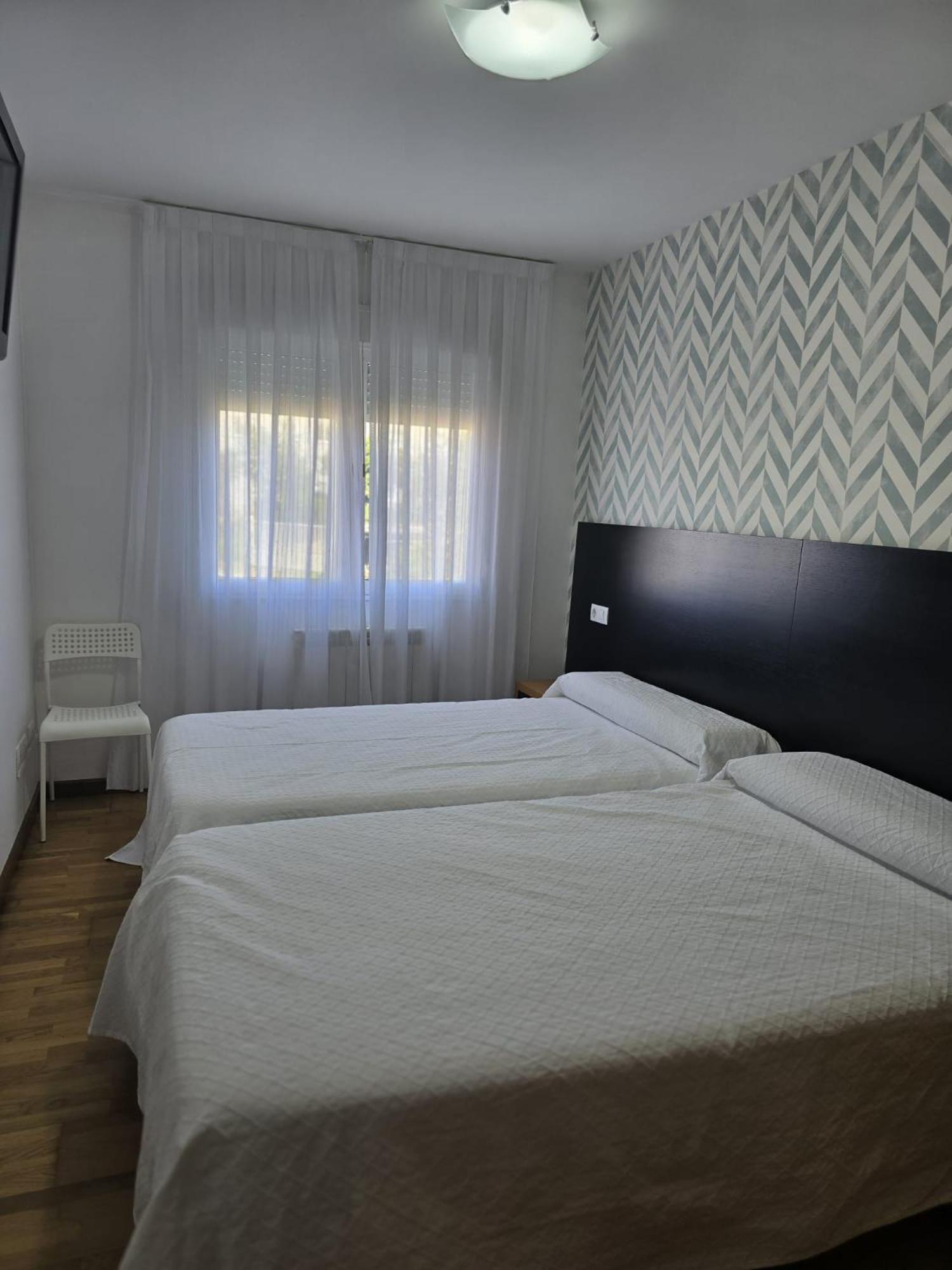 Noja Rooms O Pedrouzo Bagian luar foto